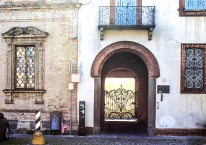 Photo by Artur Dancs