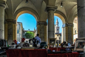 Photo by Artur Dancs