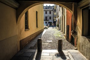 Photo by Artur Dancs