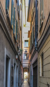 Photo by Artur Dancs