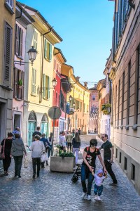 Photo by Artur Dancs