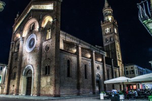 Photo by Artur Dancs