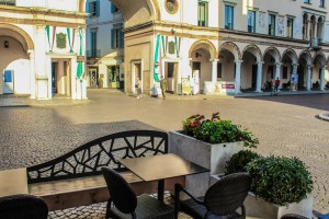 Photo by Artur Dancs