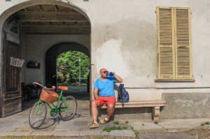 Photo by Artur Dancs