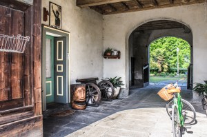 Photo by Artur Dancs