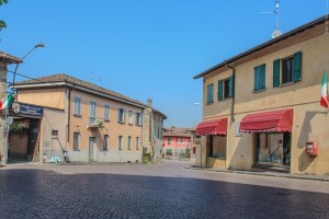 Photo by Artur Dancs