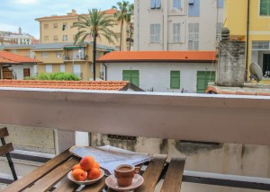 Photo by Artur Dancs