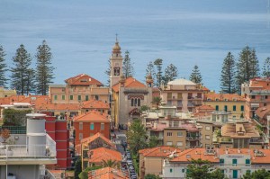 Photo by Artur Dancs